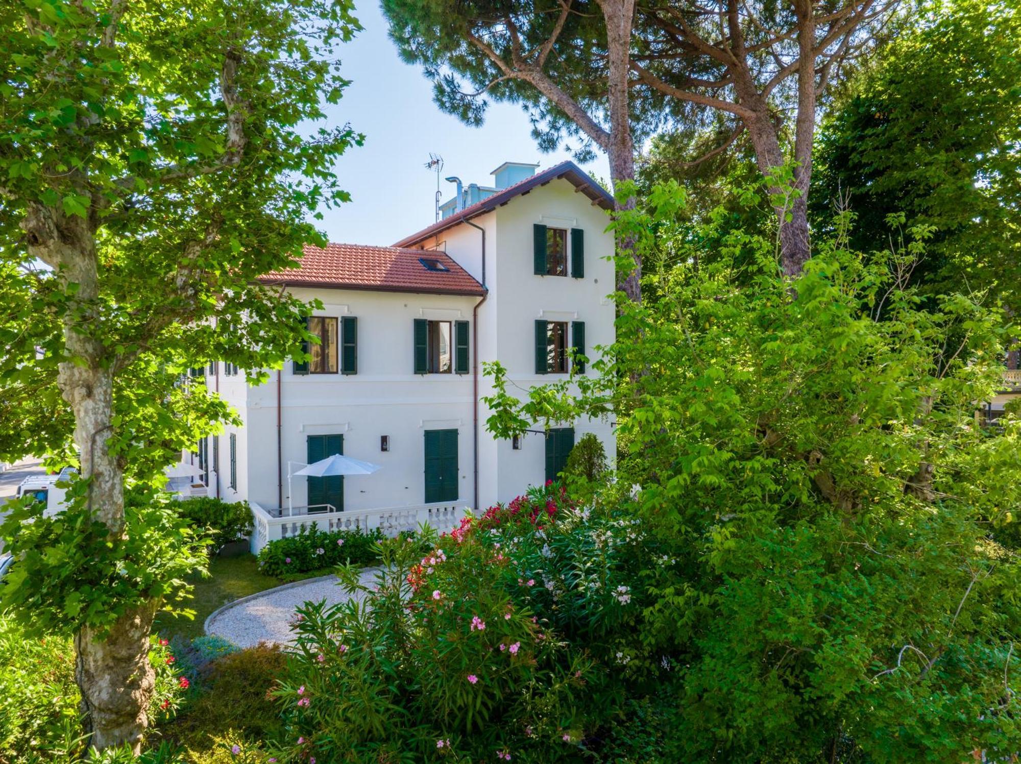 Hotel Select Suites & Spa - Apartments Riccione Exterior foto